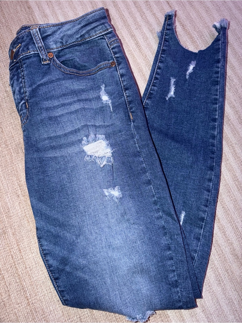 Fashion Nova Dark Blue Distressed Ankle Crop Jeans